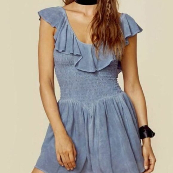 Blue Life Luna Ruffle Romper Womens Small Smocked - Picture 1 of 6
